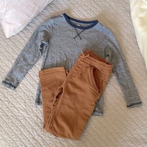 SALE ✨Boys Outfit Bundle (Pants and Top) Size 6
